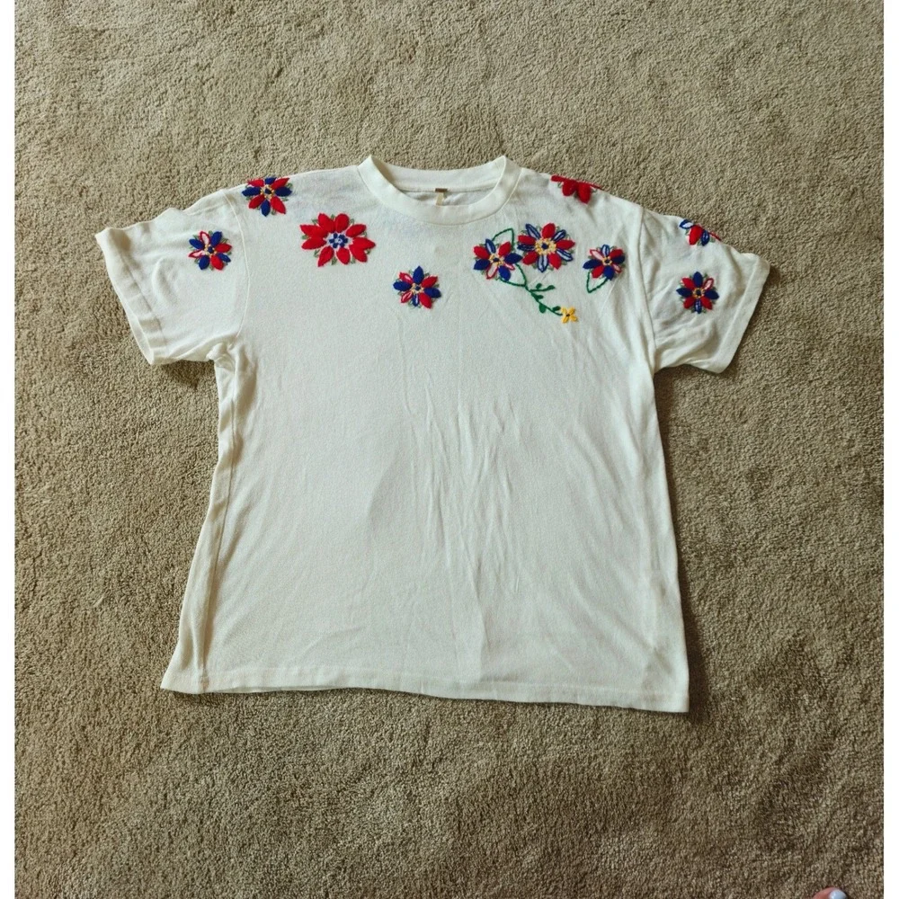 Free People Petal Tee Embroidered Women Size M Cream Floral Cotton Boho Cottage